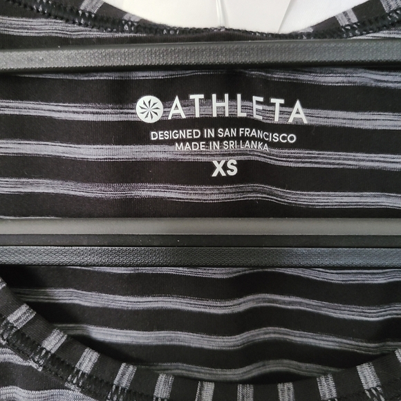 Athleta Cropped Striped Workout Tank Size XSmall - Picture 3 of 9